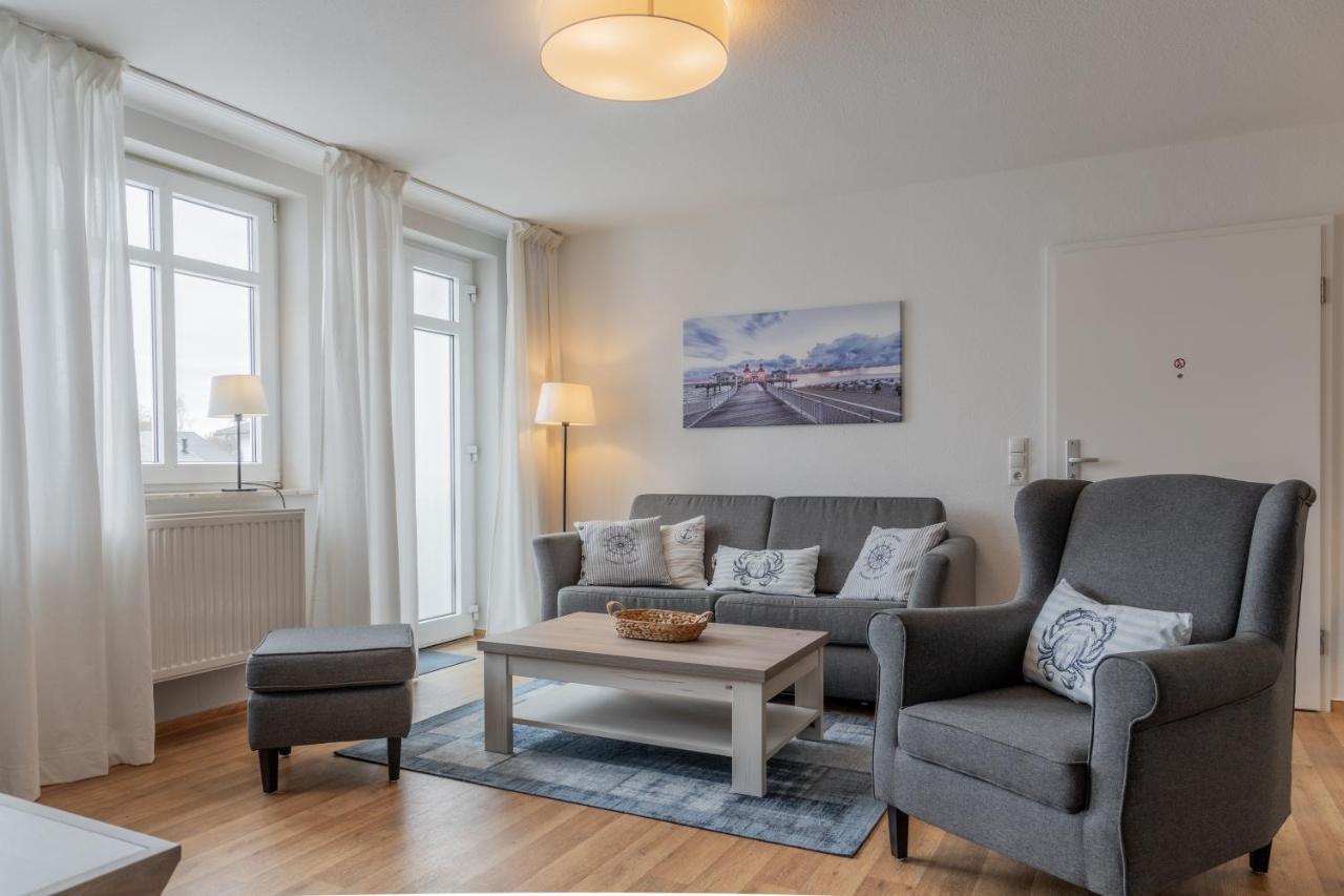 Ferienwohnung Mit Schwimmbadnutzung In Sellin - Haus Strandeck Fewo 14 Goehren  Extérieur photo